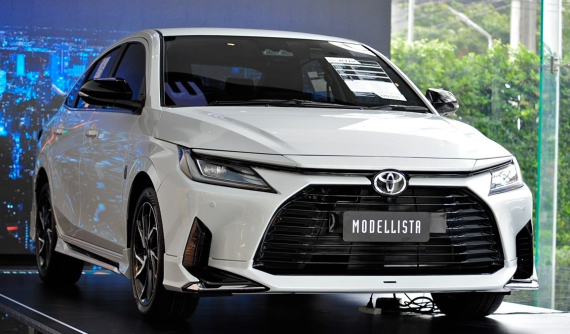 Cận cảnh Toyota Vios 2023 lắp thêm gói phụ kiện Modellista mới