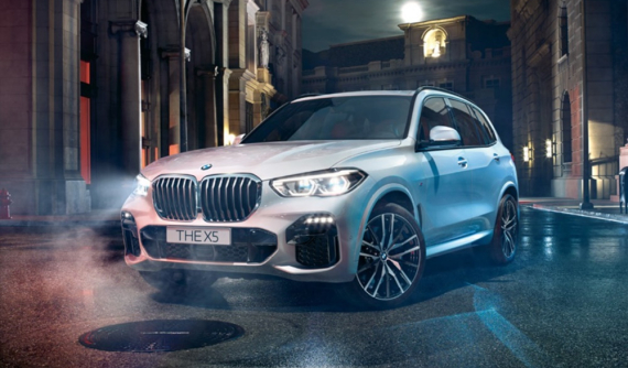 Rẻ hơn cả nửa tỷ đồng, BMW X5 lắp ráp trong nước có bị cắt trang bị so với xe nhập khẩu?