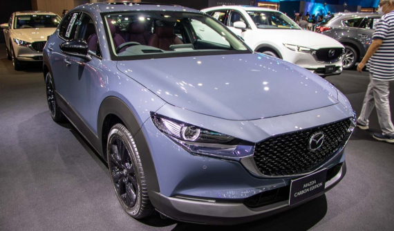 Chiêm ngưỡng Mazda CX-30 Carbon Edition mới ra mắt Đông Nam Á với màu sơn xám đẹp mắt