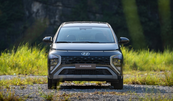 Hyundai Stargazer giảm giá cực mạnh tại đại lý, quyết tâm “lật đổ” Mitsubishi Xpander