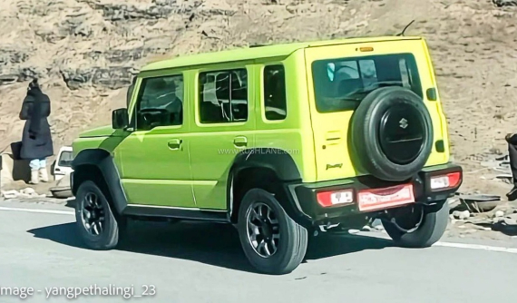 Suzuki Jimny 2023 phiên bản 5 cửa bị bắt gặp trong tình trạng "trần trụi", ra mắt vào đầu năm sau