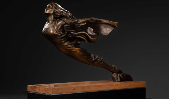 Nữ thần Cadillac đã trở lại sau 60 năm vắng bóng, Celestiq EV là mẫu xe đầu tiên vinh dự được gắn