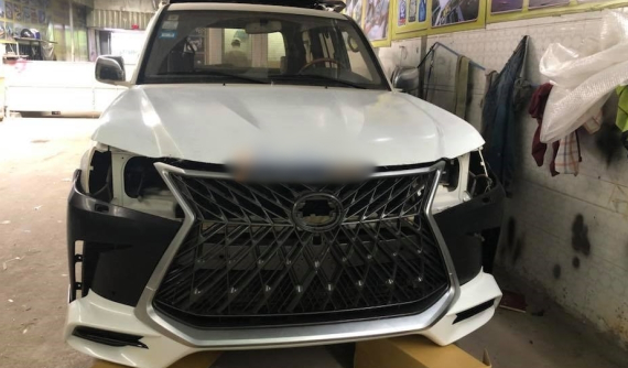 Giữa thời điểm đăng kiểm ô tô căng như dây đàn, các đại gia lắm tiền thích độ Lexus LX570 cũng "méo mặt"