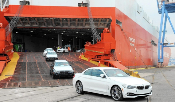 Thị trường xe hơi tháng cuối năm 2022: Ô tô nhập khẩu lập kỷ lục mới, xe giá rẻ chiếm đa số