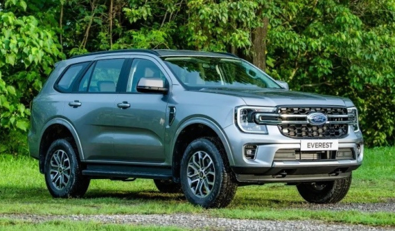 Nguồn cung dồi dào, Ford Everest sẵn xe giao ngay, Ranger và Territory được giảm giá tiền mặt trước Tết