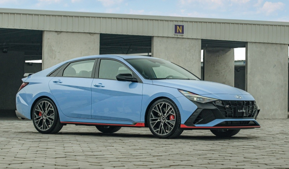 "Xe đua đường phố" Hyundai Elantra N 2023 được trưng bày và giới thiệu tại Việt Nam nhưng chưa bán