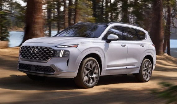 Đại lý giảm giá sốc cho Hyundai Santa Fe, có nơi giảm hơn 100 triệu lại còn tặng thêm TV 43 inch