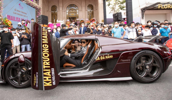 Bộ đôi xe Koenigsegg Regera và McLaren Senna đắt đỏ, hiếm có của vợ chồng đại gia thẩm mỹ Mai Lisa giờ ra sao?