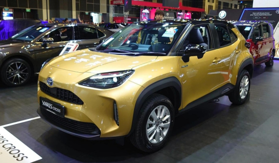 Ngắm hình ảnh "bằng xương, bằng thịt" của Toyota Yaris Cross - SUV đô thị có giá từ 2,6 tỷ đồng tại Singapore