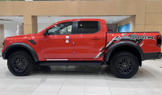 Đại lý hé lộ ngày ra mắt xe bán tải hạng nặng Ford Ranger Raptor 2023 tại Việt Nam