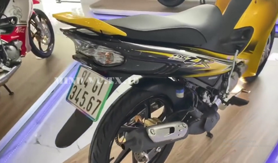 Đại gia Mít Trà Cú rao bán 1 cặp xe Yamaha 2 thì với giá 1,2 tỷ đồng