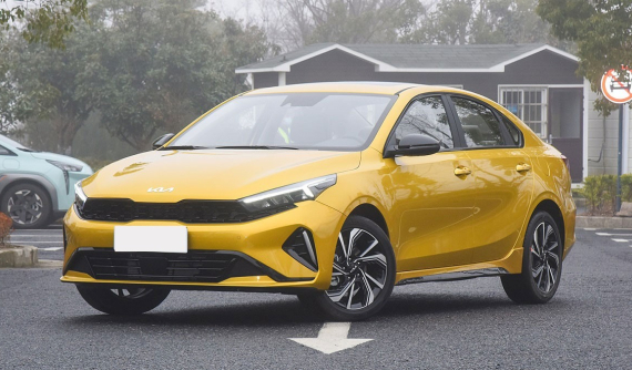 Chiêm ngưỡng Kia K3 2023 "bằng xương, bằng thịt" ở thị trường hàng xóm của Việt Nam