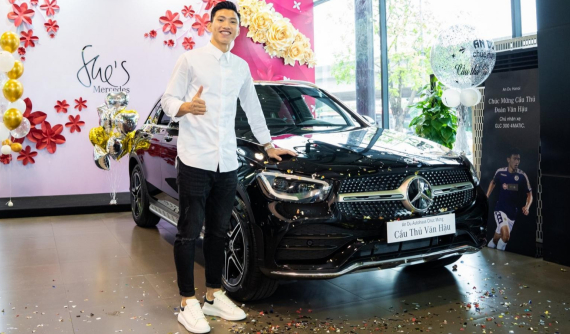 Ngày Tết ngắm dàn xế của ngôi sao bóng đá tuổi Mão Đoàn Văn Hậu