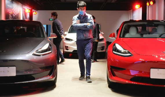 Đây là thương hiệu ô tô vừa giỏi giữ khách cũ vừa khéo "chèo kéo" khách mới từ hãng khác