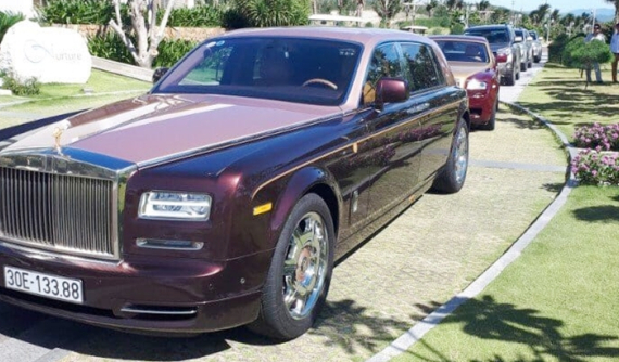 Rolls-Royce Phantom Lửa thiêng của Trịnh Văn Quyết tiếp tục được mang ra đấu giá, giảm cực sâu tận 9,6 tỷ đồng
