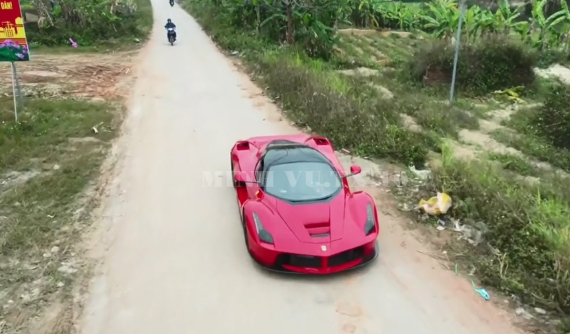 Ferrari LaFerrari chế tạo của thợ Việt lăn bánh trên đường làng ở Quảng Ninh