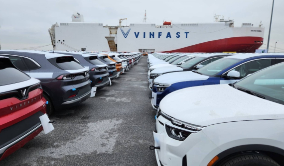 Khách hàng Mỹ phải chờ đến cuối tháng 2 mới được nhận những chiếc VinFast VF8 đầu tiên