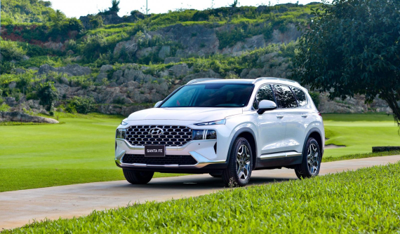 Hết thời "bán bia kèm lạc", Hyundai Santa Fe giảm giá kỷ lục, quyết đấu Honda CR-V và Mazda CX-8