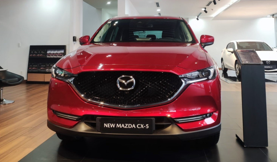 Honda CR-V gọi, Mazda CX-5 trả lời bằng chương trình ưu đãi giảm giá đến 100 triệu đồng