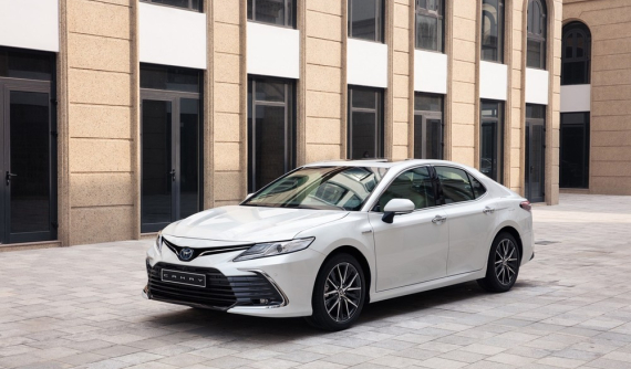 Doanh số sedan hạng D tháng 1/2023: Toyota Camry giảm 60% vẫn đứng đầu và "cân" cả phân khúc