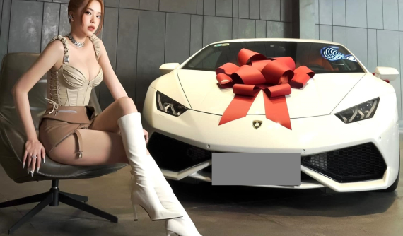 9X bán mỹ phẩm đến từ Buôn Ma Thuột tự tặng quà Valentine cho bản thân là siêu xe Lamborghini Huracan
