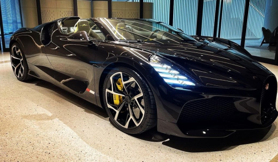 Bom tấn Bugatti Mistral Roadster hơn 118 tỷ đồng mà tỷ phú Malaysia tiết lộ cọc mua đã có mặt tại Singapore
