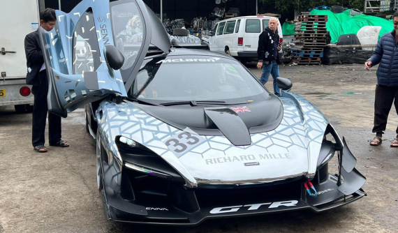Gần 1 năm về Việt Nam bí ẩn cùng Senna của "Qua" Vũ, siêu phẩm dành cho đường đua McLaren Senna GTR đã chịu lộ diện hình ảnh rõ nét