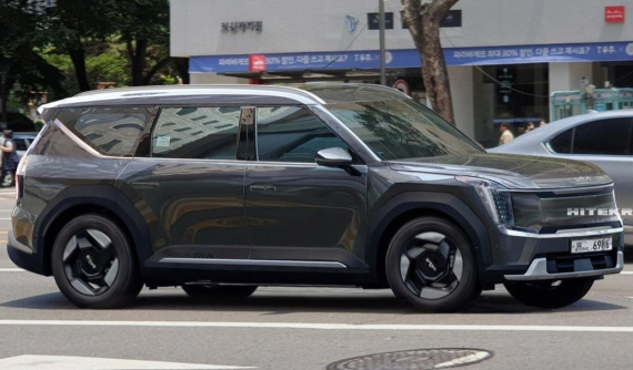 Ô tô điện Kia EV9 2024 bị bắt gặp khi đang chạy trên đường phố, chuẩn bị cho ngày ra mắt chính thức