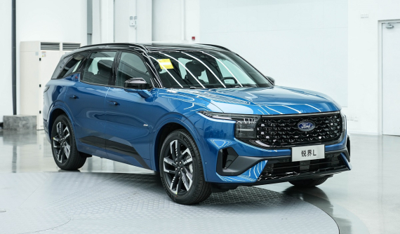 SUV hạng trung Ford Edge L 2023 trình làng với màn hình 27 inch, làm khó Toyota Highlander