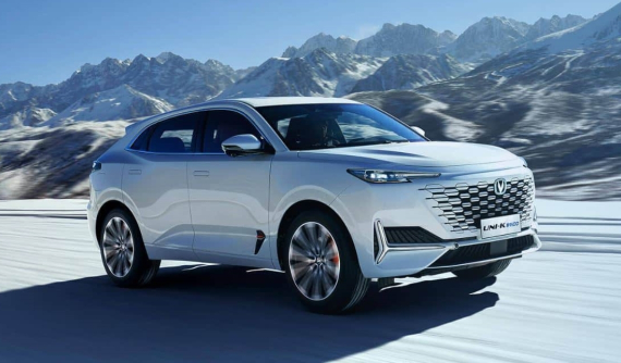 Phiên bản hybrid của Changan UNI-K 2023 chính thức mở bán, chỉ "uống" 0,9 lít/100 km, giá từ 644 triệu đồng