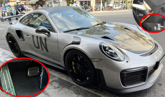 "Qua" Vũ lần đầu cầm lái Porsche 911 GT2 RS hơn 25 tỷ đồng sau 4 năm mua về, còn nguyên seal, xe mới lăn bánh 76 km