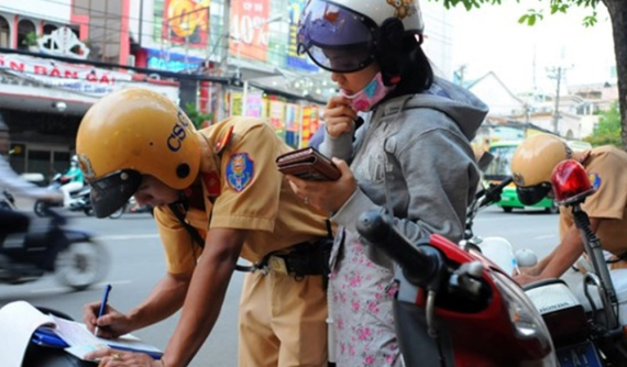 Hiểu đúng về "xe chính chủ", khi nào bị CSGT xử phạt lỗi "xe không chính chủ?"