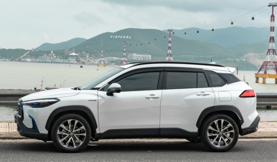 Tháng 2/2023, ô tô nhập khẩu vào Việt Nam tăng mạnh, chủ yếu là xe giá rẻ