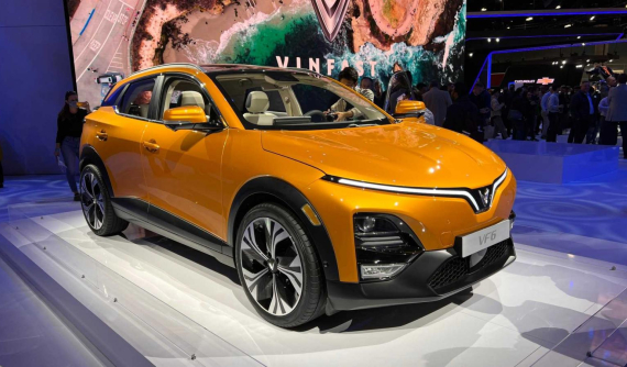 VinFast VF6 bất ngờ lộ giá bán tại Mỹ, rẻ hơn Hyundai Kona EV