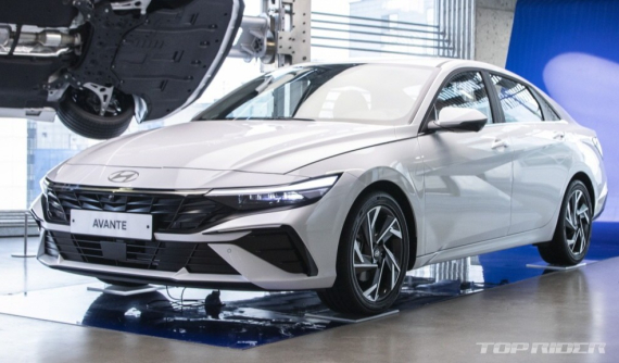 Ngắm hình ảnh "bằng xương, bằng thịt" của Hyundai Elantra mới, ngày về Việt Nam vẫn còn xa