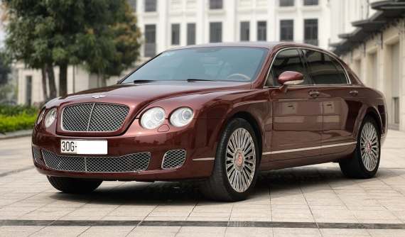 "Biệt thự" Bentley Continental Flying Spur 1 thời của đại gia Việt rớt giá đến 93%, chỉ còn 1,28 tỷ đồng