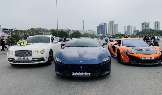 Dàn xe hơn 200 tỷ đồng tại đám cưới của cháu bà chủ showroom siêu xe ở Hà Nội, Rolls-Royce bản giới hạn 100 chiếc làm xe hoa