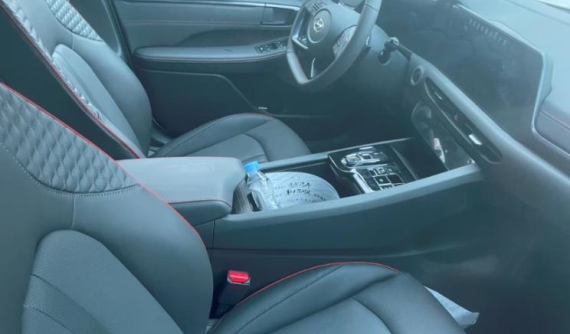 SUV hoàn toàn mới Mufasa của Hyundai tiếp tục lộ ảnh, lần này là nội thất với màn hình đôi