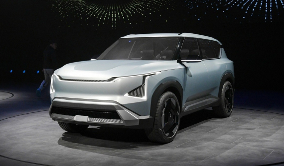 SUV thuần điện cỡ trung Kia EV5 bất ngờ trình làng, đối thủ tiềm năng của VinFast VF8