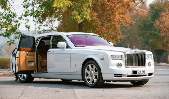 Rolls-Royce Phantom bản kỷ niệm 100 năm về tay nhà thiết kế Chương Tailor