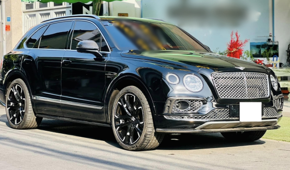 Rao giá SUV siêu sang Bentley Bentayga 2017 chỉ 5,1 tỷ đồng, người bán hứa sẽ hỗ trợ gia hạn biển NG