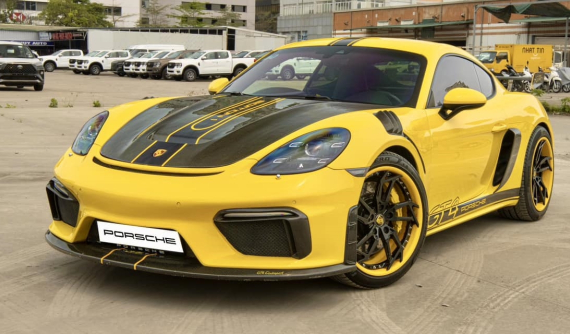 Bản độ Porsche 718 Cayman GT4 gần 1 tỷ đồng tại Việt Nam có gì hấp dẫn?