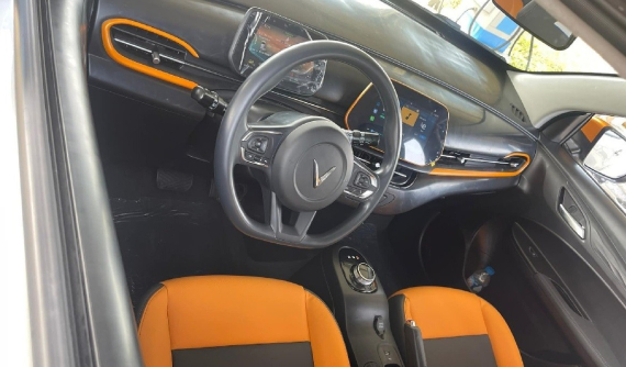 Ô tô điện giá rẻ VinFast VF5 Plus lộ thiết kế nội thất thực tế, giao xe trong tháng này