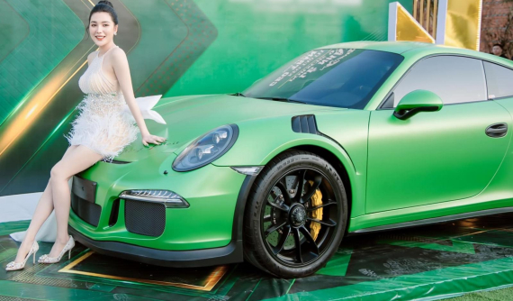 Nữ đại gia Cà Mau tậu siêu xe Porsche 911 GT3 RS 991.1 chỉ có đúng 2 chiếc tại Việt Nam