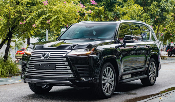 Lexus Việt Nam điều chỉnh giá bán của hàng loạt xe, "chuyên cơ mặt đất" LX 600 tăng đến 400 triệu đồng