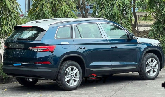 Skoda Kodiaq đã có mặt tại Việt Nam, chuẩn bị "lên sàn" đấu với Hyundai Santa Fe và Kia Sorento