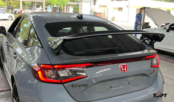 Honda Civic Type R 2023 xuất hiện tại trung tâm kiểm định khí thải, ngày đến tay người Việt không còn xa