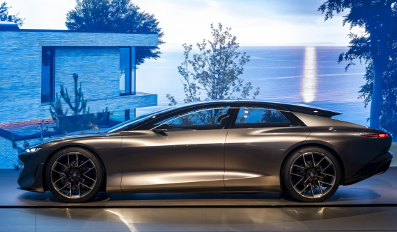 Khám phá chiếc Audi đắt đỏ nhất hành tinh Grandsphere Concept