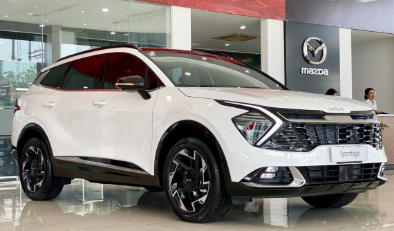 Kia Sportage giảm giá đến 110 triệu đồng, bản cao cấp nhất chỉ còn 1,009 tỷ đồng