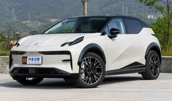 Đánh giá nhanh xe điện Zeekr X 2023: Chiến binh mới mẻ của Geely cho việc xuất ngoại, lăn bánh 560 km, giá từ 643 triệu đồng